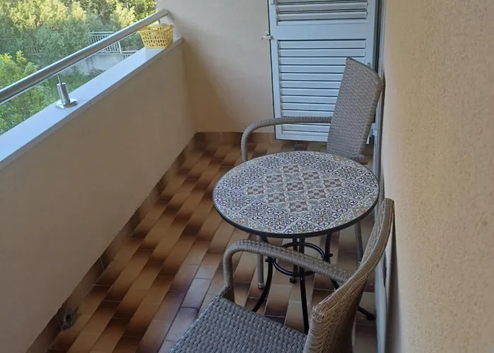 Toma Apartament Omiš