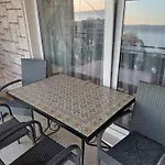 Toma Apartment *