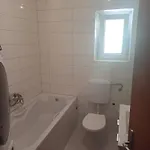 Apartment Toma *