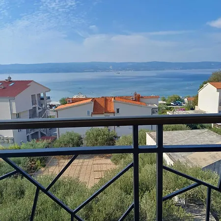 Toma Apartment Omis