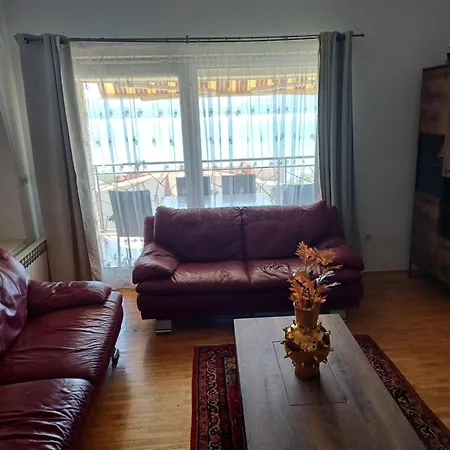 Toma Apartment