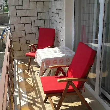 Διαμέρισμα Toma Omiš