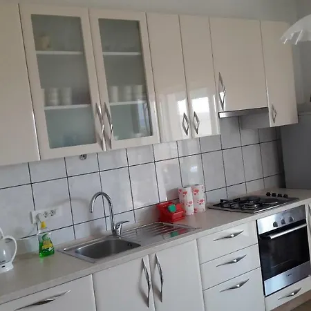 Toma Apartment Omis